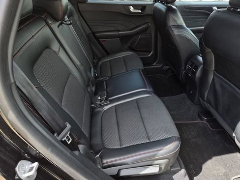 Used 2023 Ford Escape ST-Line w/ Tech Pack #1 FWD image 40