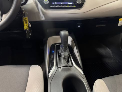Used 2026 Toyota Corolla LE FWD image 20
