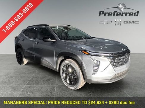 Used 2026 Chevrolet Trax LT w/ Midnight Edition FWD image 1