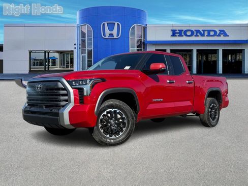 Used 2022 Toyota Tundra Limited AWD/4WD image 2