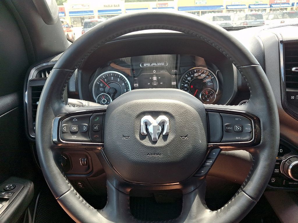 Used 2023 RAM 1500 Big Horn AWD/4WD image 19