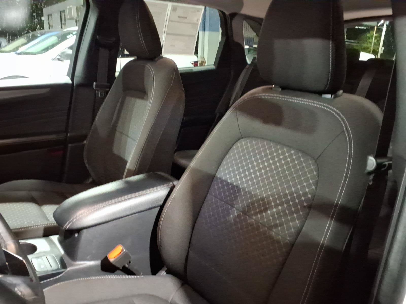Certified 2024 Ford Escape Active FWD image 12