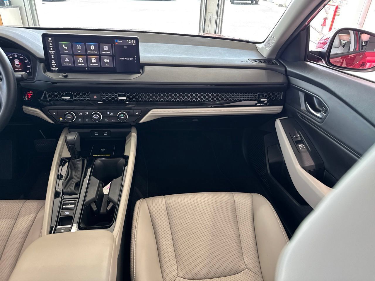Used 2025 Honda Accord EX-L image 44