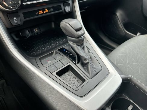 Certified 2023 Toyota RAV4 XLE w/ Convenience Package FWD image 27