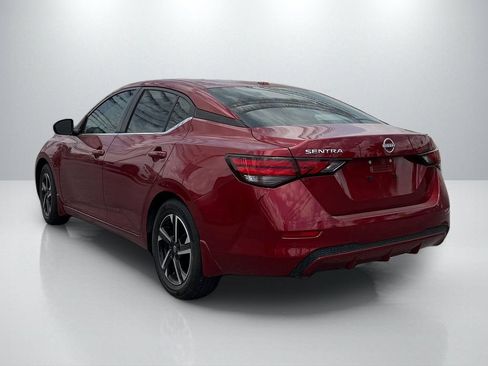 Used 2025 Nissan Sentra SV FWD image 7