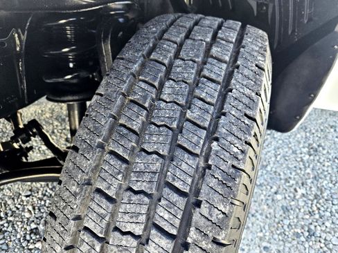 Used 2019 Nissan NV 1500 S image 46