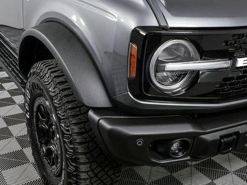 Used 2023 Ford Bronco Wildtrak image 35