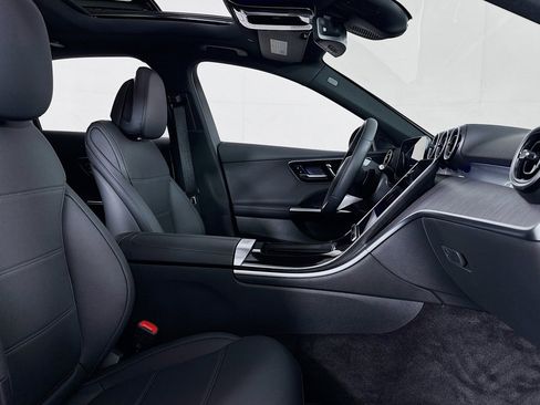 Used 2026 Mercedes-Benz C 300 Sedan image 7