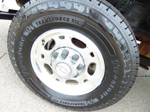 Used 2005 Chevrolet Silverado 2500 LS w/ Heavy-Duty Power Package RWD image 58
