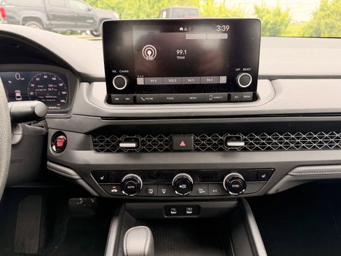 Certified 2024 Honda Accord EX image 19