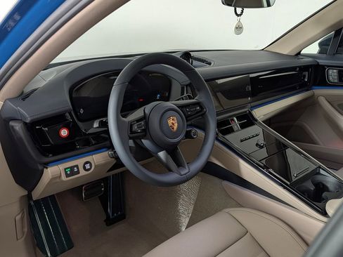 New 2026 Porsche Panamera 4 E-Hybrid AWD/4WD image 4
