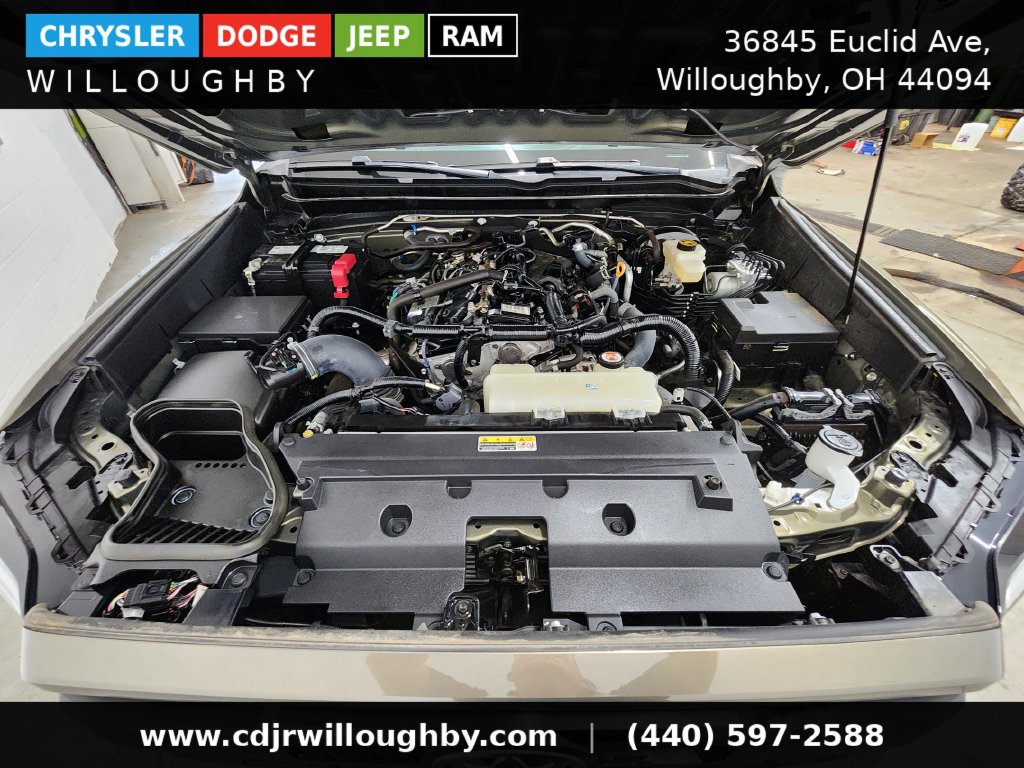 Used 2024 Toyota Tacoma TRD Off-Road AWD/4WD image 38