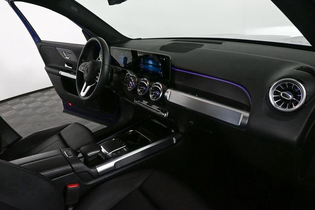 Certified 2021 Mercedes-Benz GLB 250 4MATIC image 23