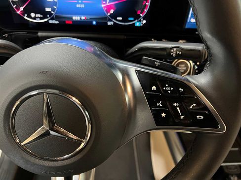 Certified 2025 Mercedes-Benz GLA 250 4MATIC image 27