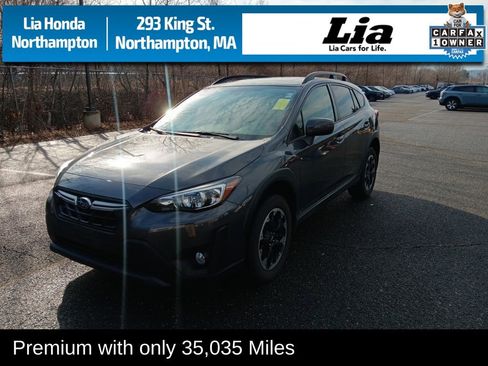 Used 2023 Subaru Crosstrek 2.0i Premium image 1