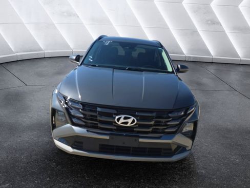Used 2025 Hyundai Tucson SEL FWD image 2