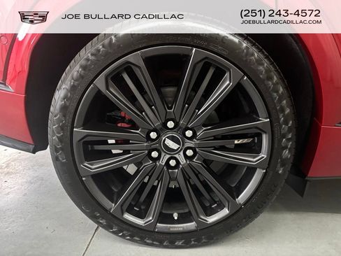 New 2026 Cadillac Lyriq V w/ LPO, Floor Liner Package image 16