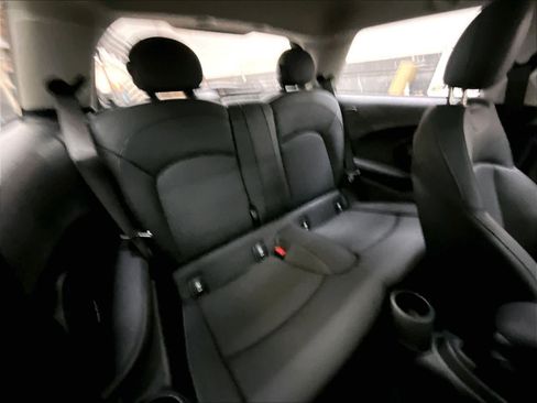 Used 2024 MINI Cooper SE FWD image 29