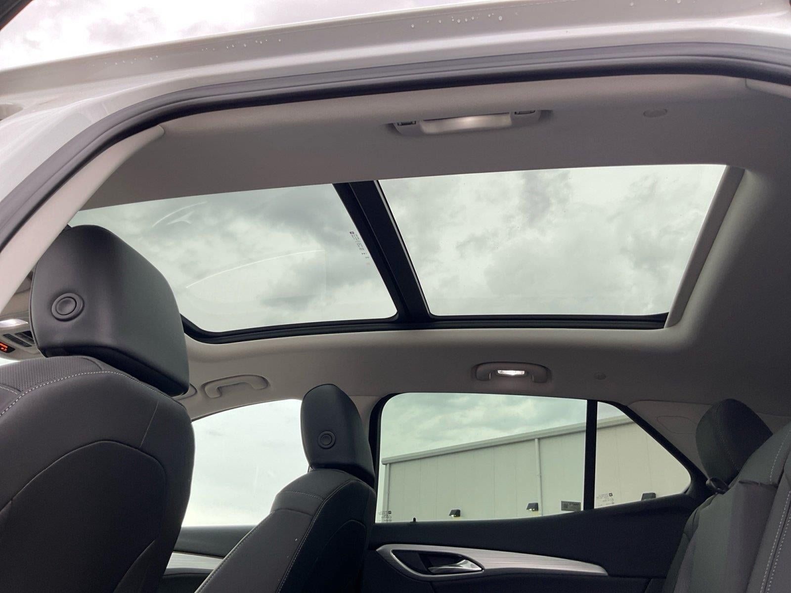 Used 2025 Buick Envision Avenir AWD/4WD image 20