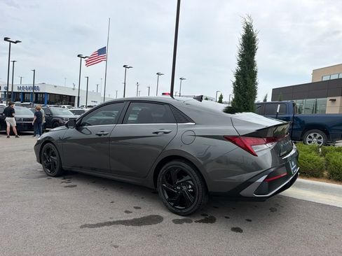 Certified 2026 Hyundai Elantra SEL Sport Premium FWD image 5