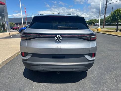 Used 2023 Volkswagen ID.4 Pro AWD/4WD image 4