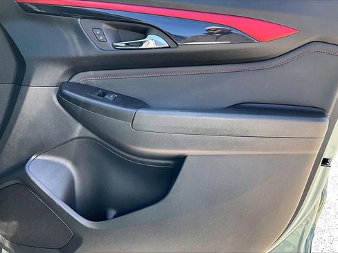 Used 2024 Chevrolet TrailBlazer RS w/ Driver Confidence Package image 22