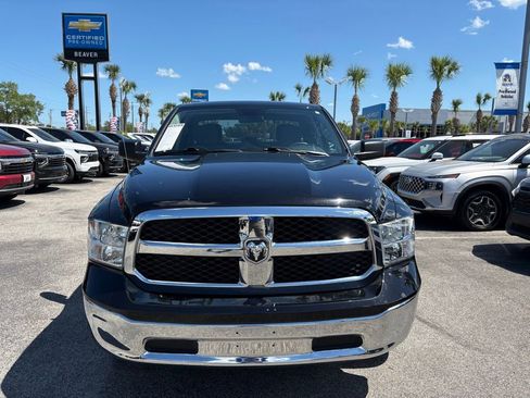 Used 2024 RAM 1500 Classic SLT AWD/4WD image 3