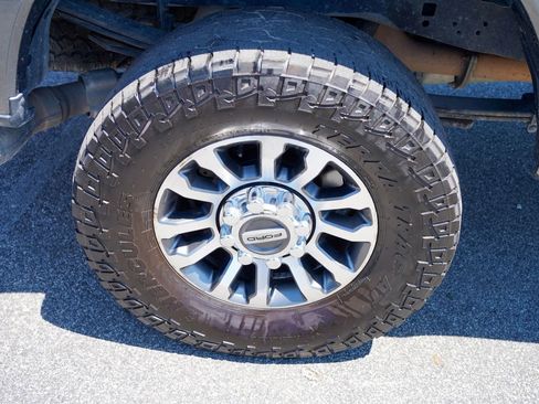 Used 2019 Ford F250 Lariat AWD/4WD image 39