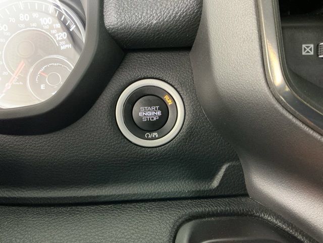 Used 2020 RAM 1500 Sport w/ Level 2 Equipment Goup w/2_L AWD/4WD image 19