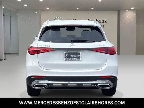 Used 2026 Mercedes-Benz GLC 300 4MATIC image 5