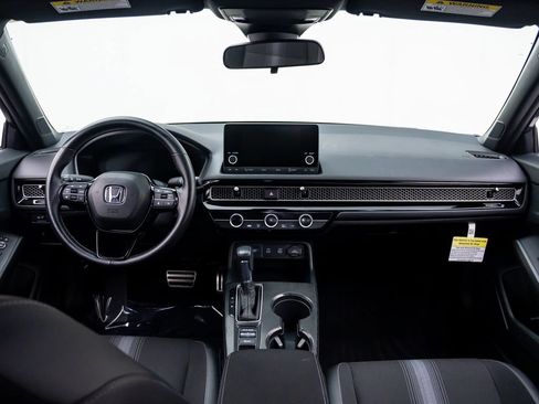 Used 2025 Honda Civic Sport image 11