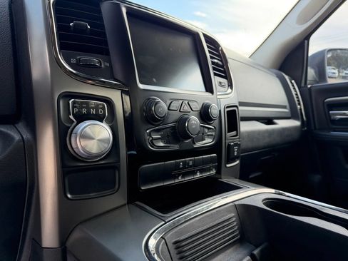 Used 2016 RAM 1500 Sport RWD image 16