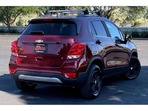 Used 2017 Chevrolet Trax LT image 14