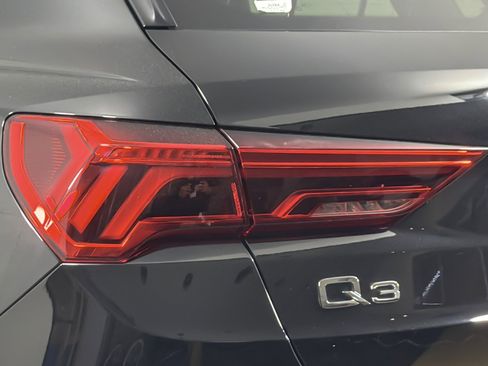 Used 2023 Audi Q3 2.0T Premium w/ Convenience Package AWD/4WD image 26