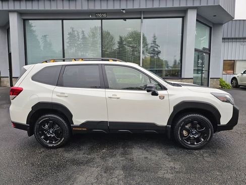 Used 2025 Subaru Forester Wilderness AWD/4WD image 8