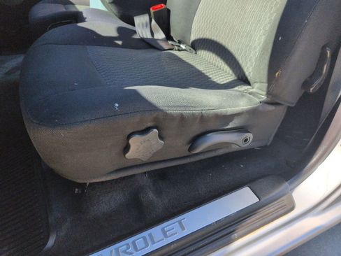 Used 2011 Chevrolet Colorado LT RWD image 12