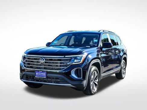 New 2026 Volkswagen Atlas SE image 3