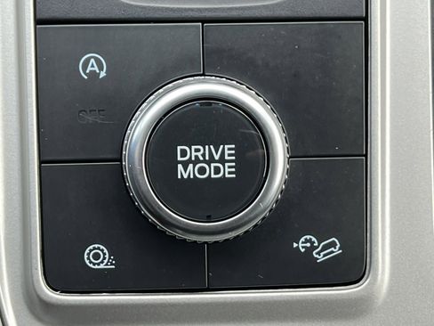 Certified 2023 Ford Explorer XLT w/ Equipment Group 202A image 30