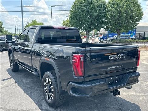 New 2026 GMC Sierra 2500 Denali Ultimate AWD/4WD image 8