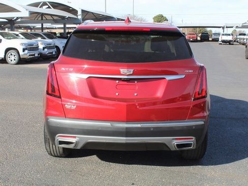Used 2023 Cadillac XT5 Premium Luxury w/ Technology Package image 4