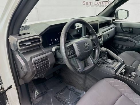 Used 2024 Toyota Tacoma SR image 10