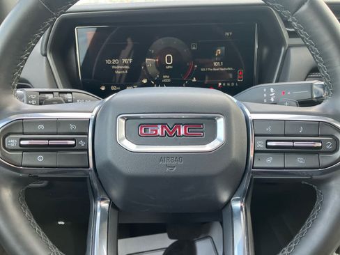 Used 2025 GMC Terrain Elevation image 15