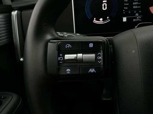 Used 2025 Hyundai Santa Fe SEL image 33