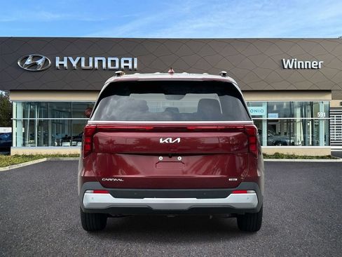 Used 2026 Kia Carnival EX FWD image 3