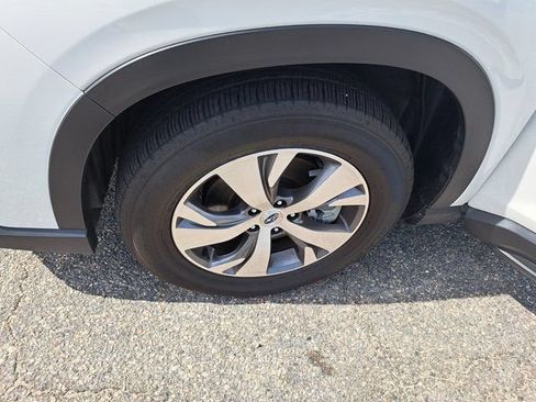 Certified 2025 Subaru Ascent Premium AWD/4WD image 29
