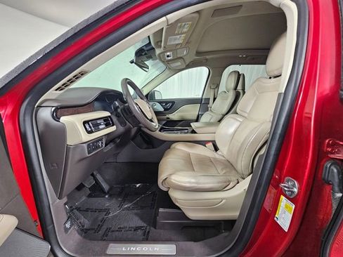Used 2020 Lincoln Aviator Reserve w/ Equipment Group 201A image 26