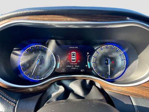 Used 2021 Chrysler Pacifica Pinnacle image 13