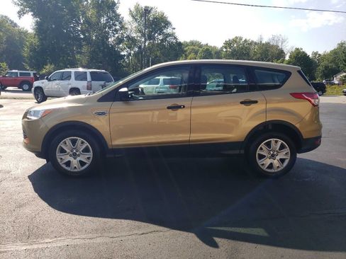 Used 2014 Ford Escape S FWD image 4