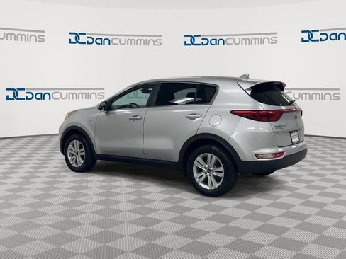 Used 2018 Kia Sportage LX AWD/4WD image 6