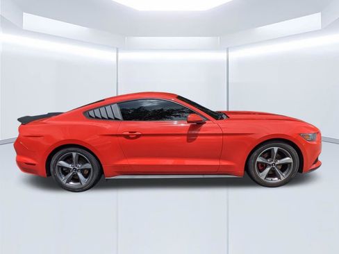 Used 2015 Ford Mustang Coupe w/ Equipment Group 051A RWD image 3